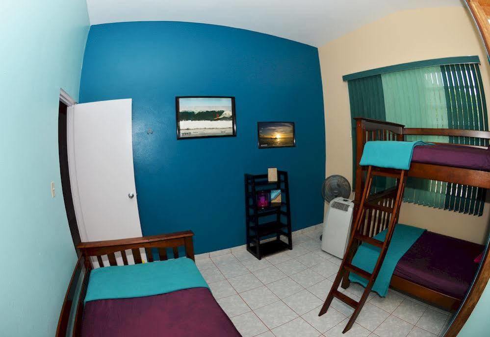 Wssm Surf House Bed & Breakfast อกวาดิยา ภายนอก รูปภาพ